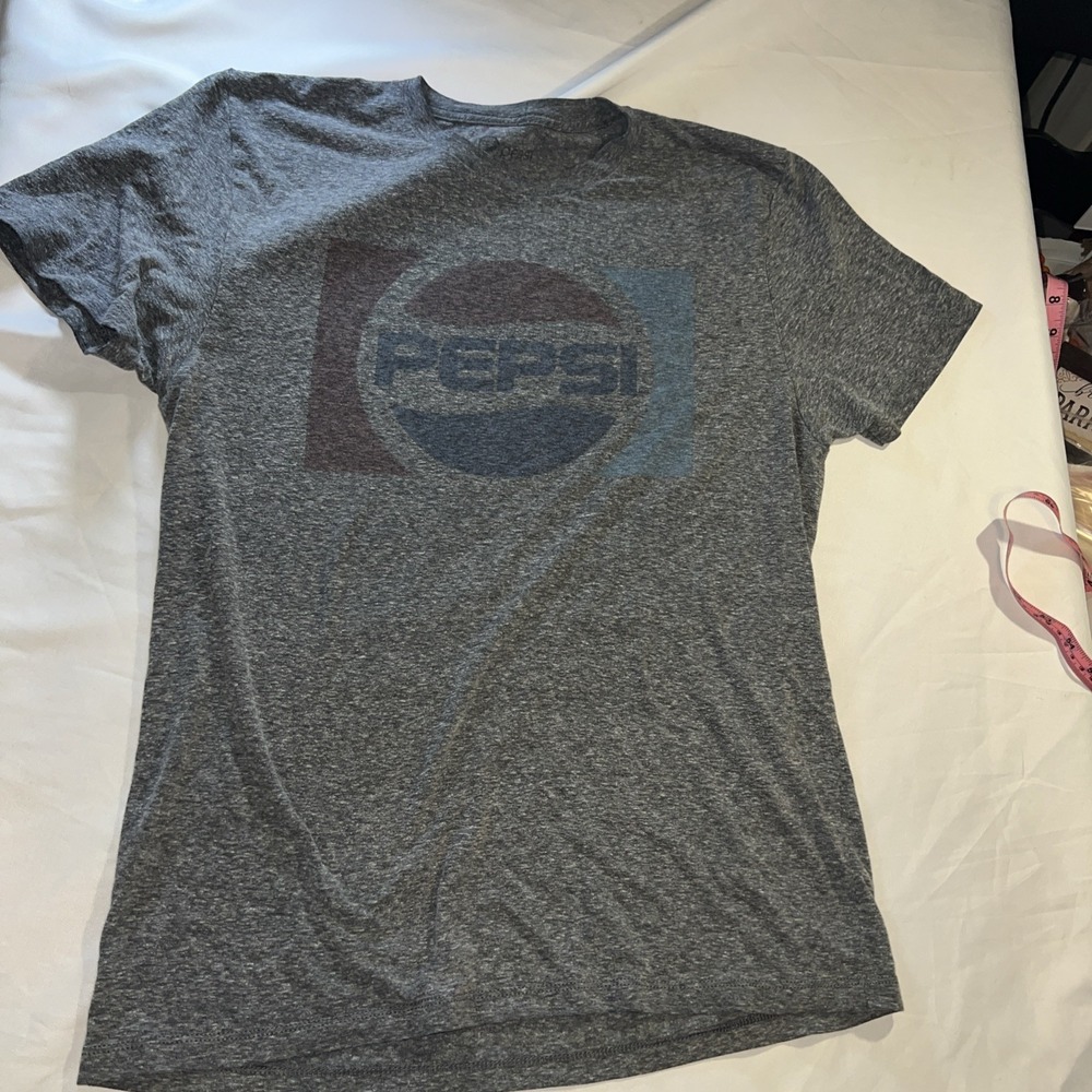 Vintage Pepsi Men's Gray T‎ Shirt Size M 375
